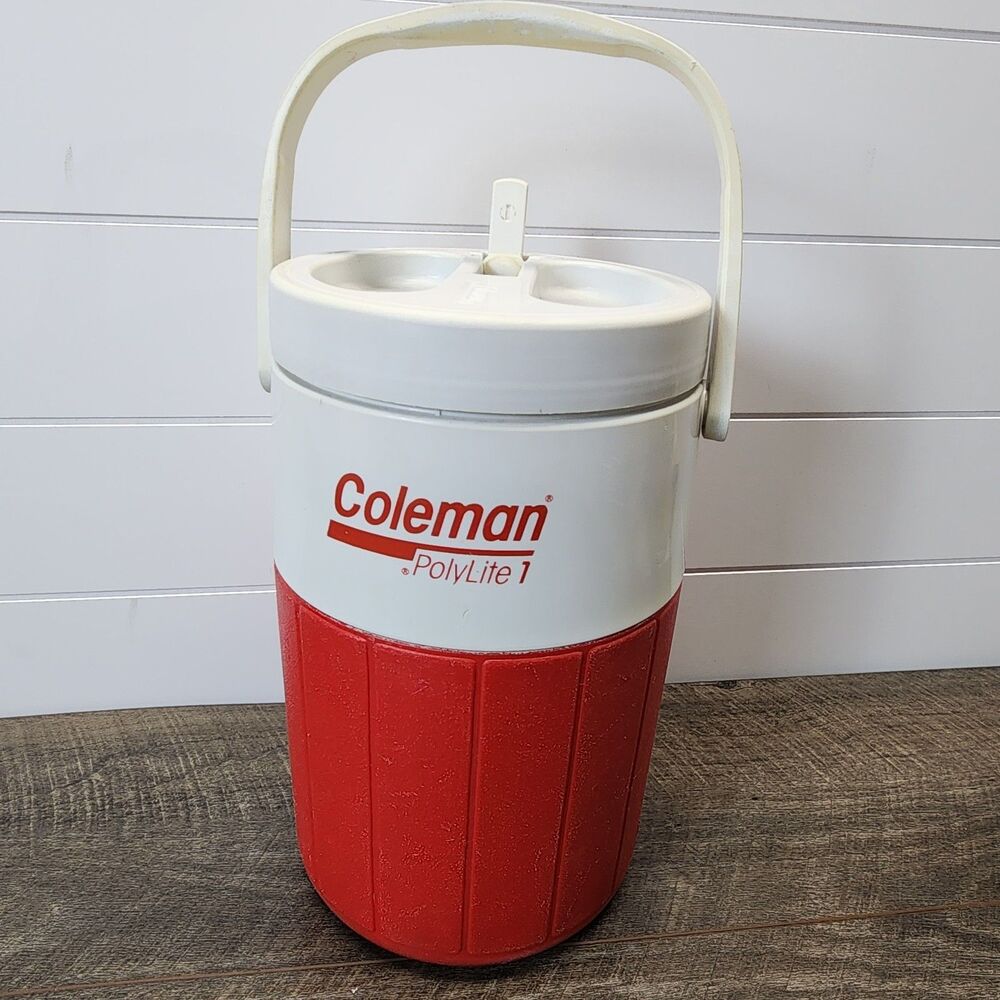 Vintage Coleman PolyLite 1 Gallon Water Jug Cooler 5591 with Pour Spout Red